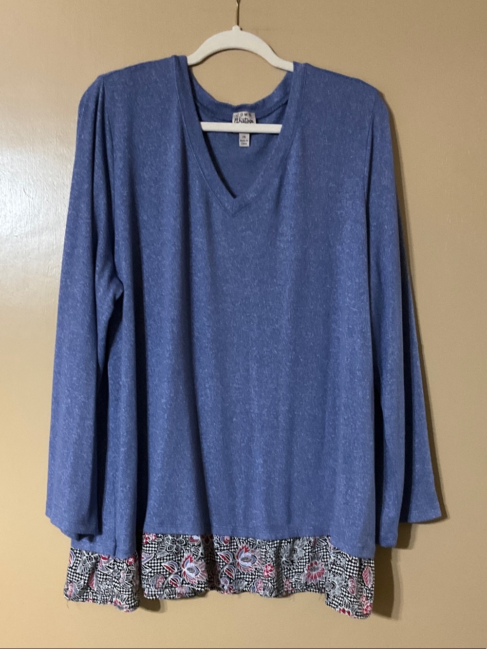 Como Vintage Blue V-Neck Layered Hem Sweater